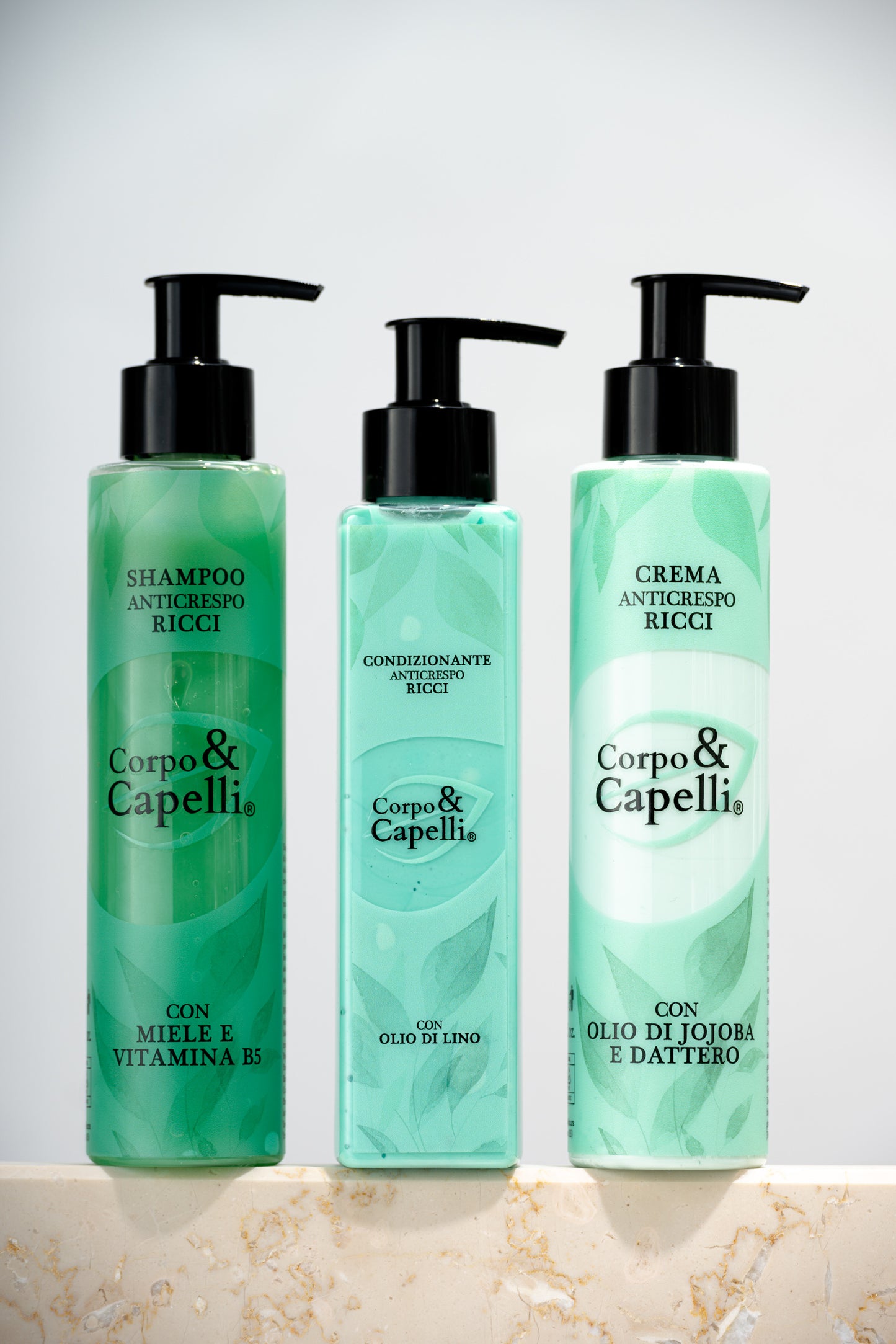Kit shampoo, condizionante e crema anticrespo