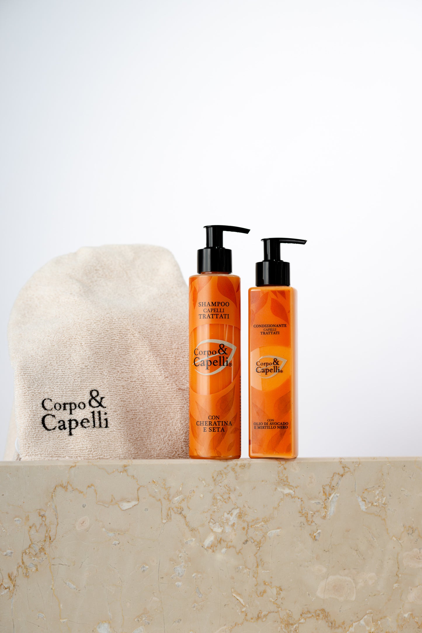 Kit shampoo e condizionante capelli trattati